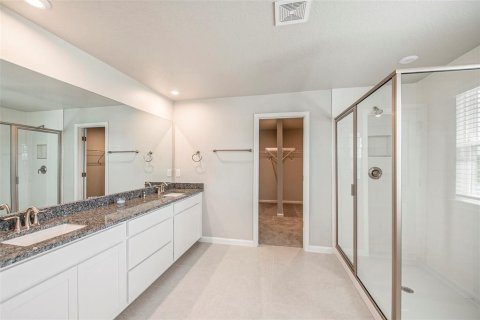 House in Lutz, Florida 5 bedrooms, 285.95 sq.m. № 2278033 - photo 23
