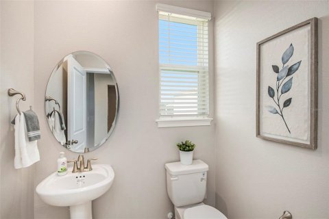 House in Lutz, Florida 5 bedrooms, 285.95 sq.m. № 2278033 - photo 19