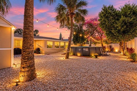 Casa en venta en Tampa, Florida, 3 dormitorios, 118.54 m2 № 2418701 - foto 24