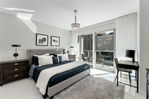 Купить кондоминиум в Майами, Флорида 2 спальни, 132.85м2, № 2034943 - фото 11