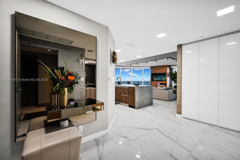 Copropriété à louer à Miami, Floride: 3 chambres, 187.48 m2 № 1946802 - photo 12