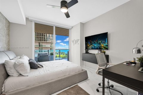 Copropriété à louer à Miami, Floride: 3 chambres, 187.48 m2 № 1946802 - photo 19