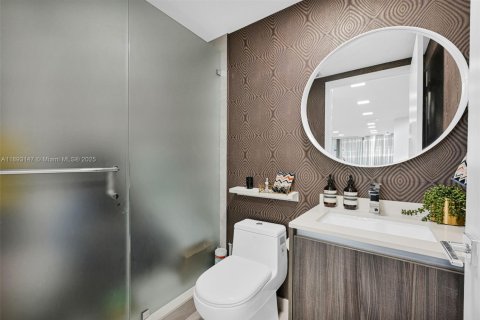 Copropriété à louer à Miami, Floride: 3 chambres, 187.48 m2 № 1946802 - photo 26