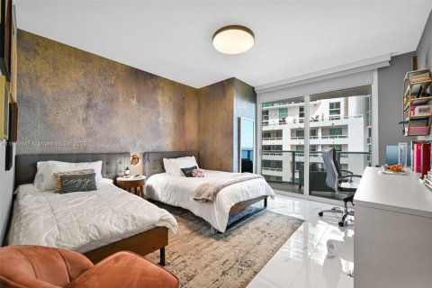Copropriété à louer à Miami, Floride: 3 chambres, 187.48 m2 № 1946802 - photo 17