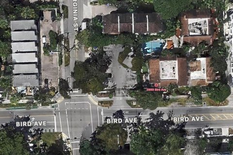 Townhouse in Miami, Florida 2 bedrooms, 96.62 sq.m. № 2076175 - photo 17