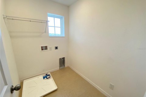 Villa ou maison à louer à Davenport, Floride: 4 chambres, 275.08 m2 № 2388592 - photo 14