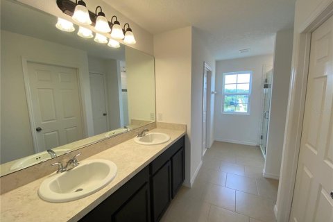 Villa ou maison à louer à Davenport, Floride: 4 chambres, 275.08 m2 № 2388592 - photo 10