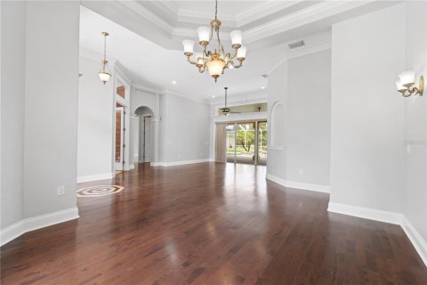 House in Winter Haven, Florida 3 bedrooms, 240.71 sq.m. № 1913367 - photo 18