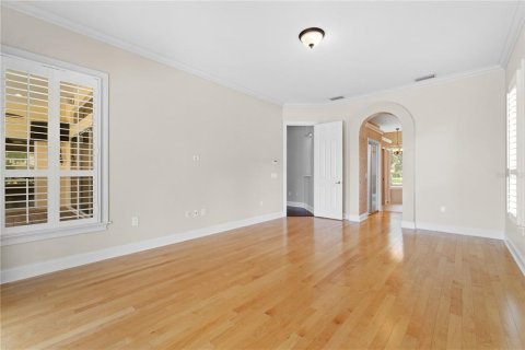 House in Winter Haven, Florida 3 bedrooms, 240.71 sq.m. № 1913367 - photo 29