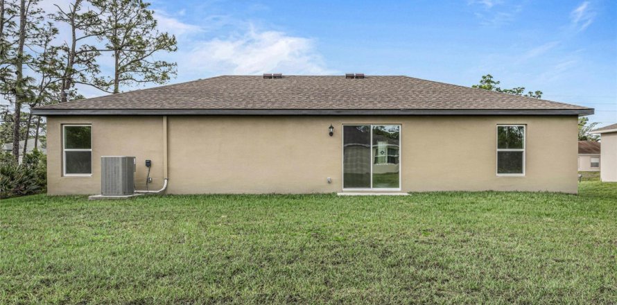 House in Vero Beach, Florida 3 bedrooms, 135.92 sq.m. № 1080644