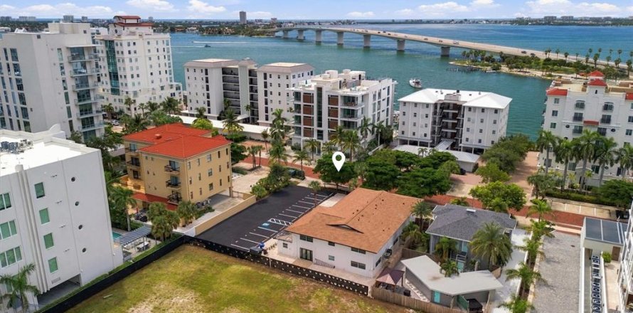 Appartement à Sarasota, Floride 2 chambres, 92.9 m2 № 2388707