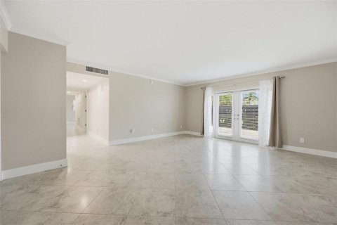 Appartement à louer à Sarasota, Floride: 2 chambres, 92.9 m2 № 2388707 - photo 9