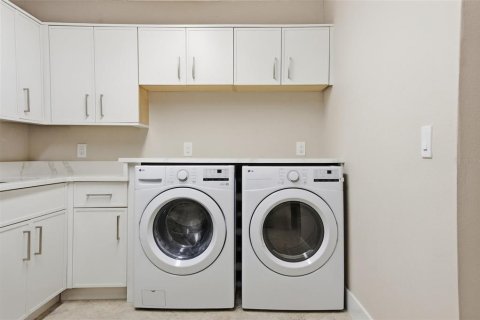 Appartement à louer à Sarasota, Floride: 2 chambres, 92.9 m2 № 2388707 - photo 17