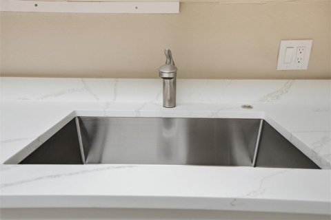 Appartement à louer à Sarasota, Floride: 2 chambres, 92.9 m2 № 2388707 - photo 15