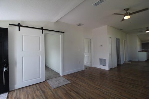 House in Orlando, Florida 3 bedrooms, 80.64 sq.m. № 1425655 - photo 22
