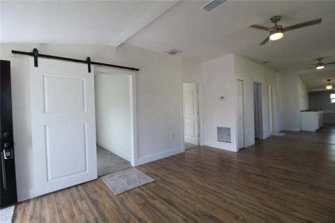House in Orlando, Florida 3 bedrooms, 80.64 sq.m. № 1425655 - photo 21