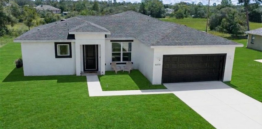 House in Ocala, Florida 4 bedrooms, 155.15 sq.m. № 2342469