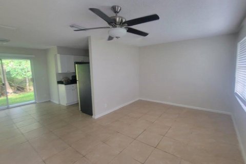 Apartment in Boynton Beach, Florida 2 bedrooms, 92.9 sq.m. № 2268425 - photo 4