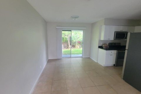 Apartment in Boynton Beach, Florida 2 bedrooms, 92.9 sq.m. № 2268425 - photo 5