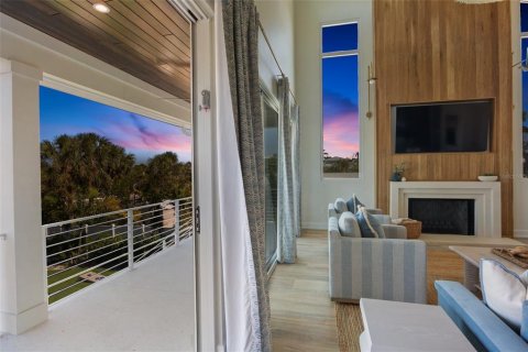 House in Anna Maria, Florida 6 bedrooms, 343.27 sq.m. № 1876233 - photo 15