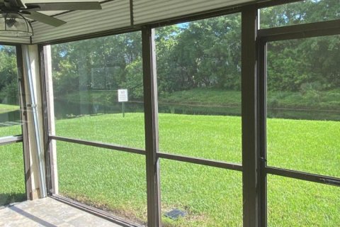 Condo in Deerfield Beach, Florida, 2 bedrooms  № 2401382 - photo 22