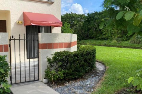 Condo in Deerfield Beach, Florida, 2 bedrooms  № 2401382