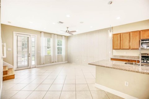 Adosado en alquiler en Fish Hawk, Florida, 2 dormitorios, 148.27 m2 № 1846964 - foto 6