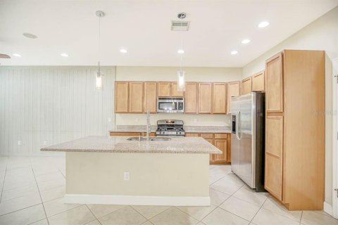 Adosado en alquiler en Fish Hawk, Florida, 2 dormitorios, 148.27 m2 № 1846964 - foto 4