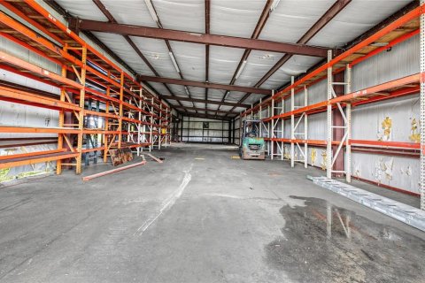 Propiedad comercial en venta en Sanford, Florida, 1270.44 m2 № 2330003 - foto 21