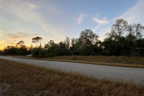 Land in North Port, Florida № 2223924 - photo 2