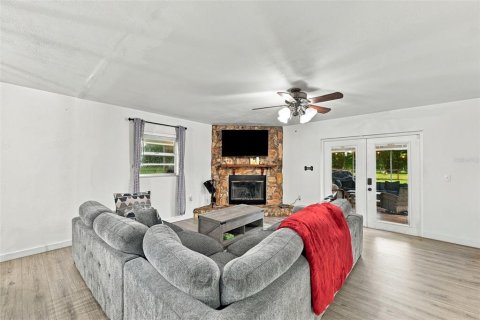 Villa ou maison à vendre à Fish Hawk, Floride: 4 chambres, 156.08 m2 № 2408453 - photo 15
