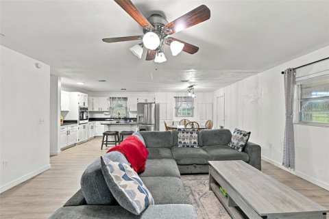 Villa ou maison à vendre à Fish Hawk, Floride: 4 chambres, 156.08 m2 № 2408453 - photo 7
