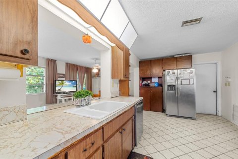 House in Tamarac, Florida 2 bedrooms, 154.22 sq.m. № 2081464 - photo 9