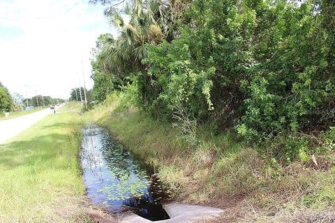 Terreno en venta en Naples, Florida № 2406768 - foto 10