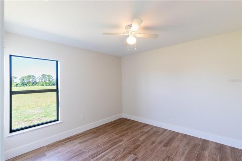 Commercial property in Sebring, Florida 4 bedrooms, 182.83 sq.m. № 2213310 - photo 15