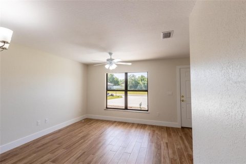 Commercial property in Sebring, Florida 4 bedrooms, 182.83 sq.m. № 2213310 - photo 7