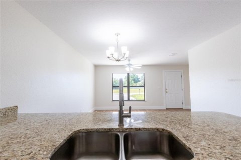Commercial property in Sebring, Florida 4 bedrooms, 182.83 sq.m. № 2213310 - photo 11