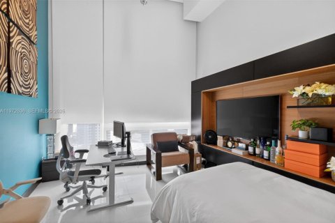 Condominio en venta en Miami, Florida, 3 dormitorios, 173.73 m2 № 2153686 - foto 16