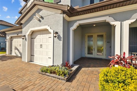 House in Wesley Chapel, Florida 5 bedrooms, 425.12 sq.m. № 1602595 - photo 8