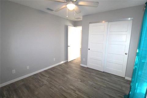Villa ou maison à louer à Sarasota, Floride: 2 chambres, 97.55 m2 № 1616705 - photo 11