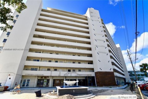 Copropriété à louer à North Bay Village, Floride: 41.25 m2 № 2008289 - photo 19