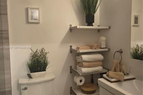 Copropriété à louer à North Bay Village, Floride: 41.25 m2 № 2008289 - photo 29