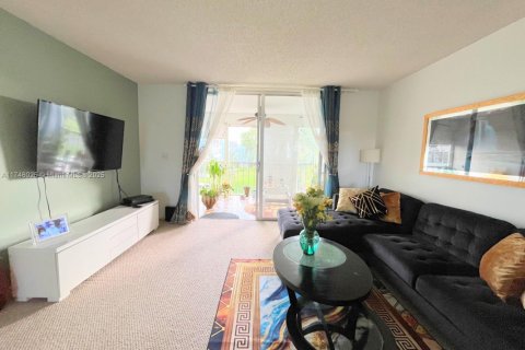 Condominio en venta en Margate, Florida, 2 dormitorios, 92.9 m2 № 1729615 - foto 9