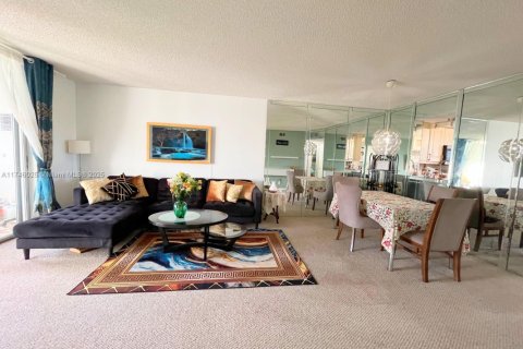 Condominio en venta en Margate, Florida, 2 dormitorios, 92.9 m2 № 1729615 - foto 14