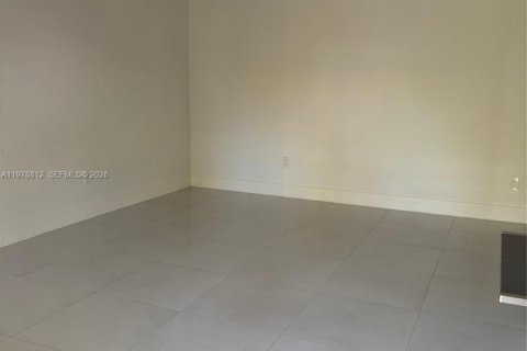 Condominio en alquiler en Hollywood, Florida, 1 dormitorio, 55.93 m2 № 2045435 - foto 5