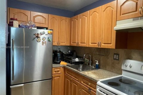 Copropriété à vendre à North Miami, Floride: 1 chambre, 56.86 m2 № 2024833 - photo 2