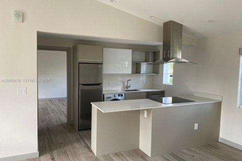 House in Miami Beach, Florida 1 bedroom № 2254798