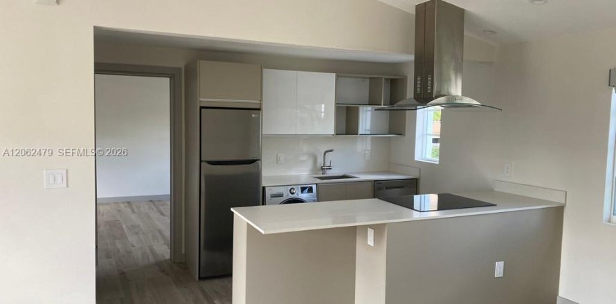 House in Miami Beach, Florida 1 bedroom № 2254798