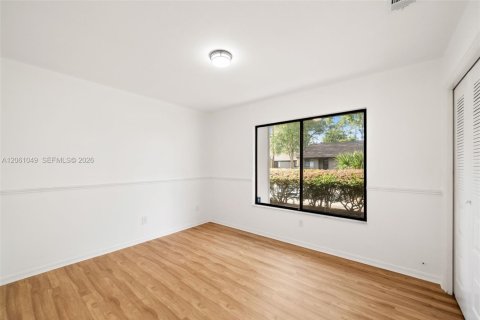 House in Gainesville, Florida 2 bedrooms, 110.74 sq.m. № 2191235 - photo 13