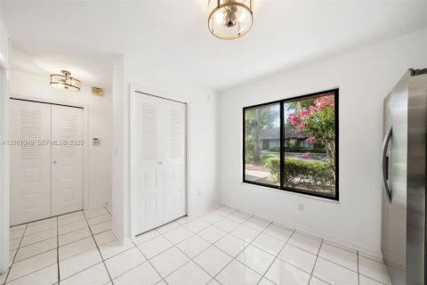 House in Gainesville, Florida 2 bedrooms, 110.74 sq.m. № 2191235 - photo 7